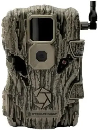 Fusion X 26MP Trail Camera (Verizon, 4-Pack) Bundle with 32GB SD Card (4-Pack) and Card Reader Compatible with Mac a